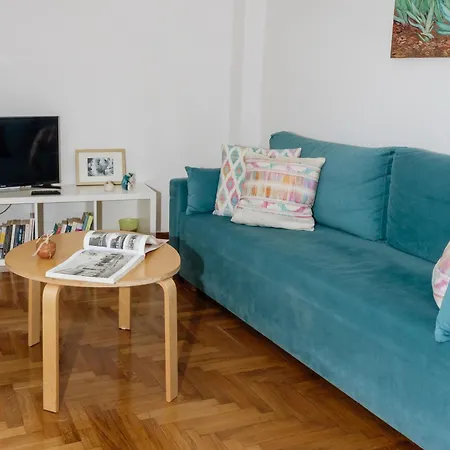 Spacious City Centre Apartment- Kalamata Exterior photo