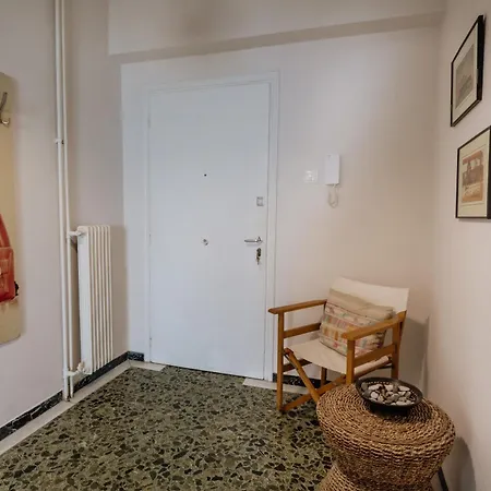 Spacious City Centre Apartment- Kalamata Exterior photo
