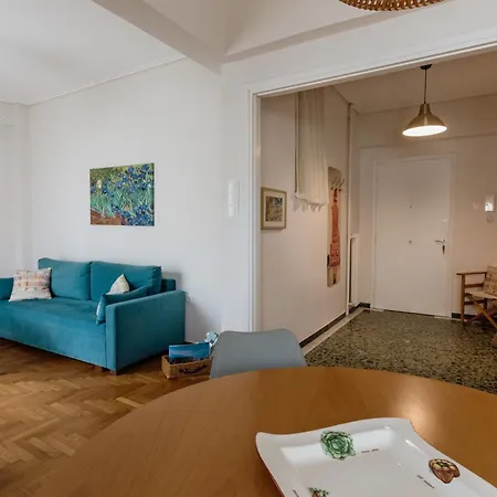 Spacious City Centre Apartment- Kalamata Exterior photo