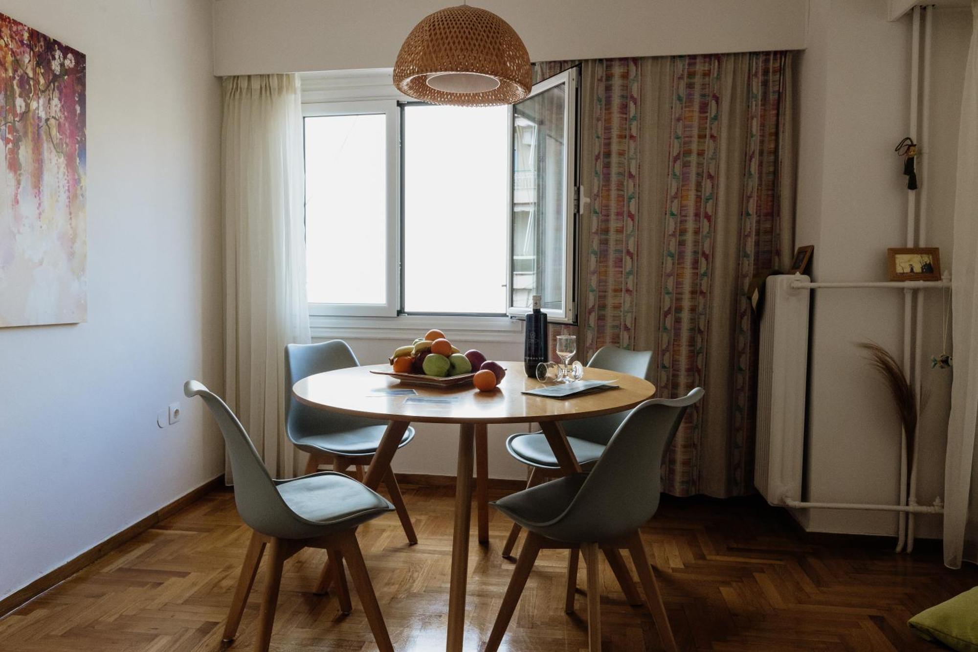 Apartment Spacious Centre Apartment- *