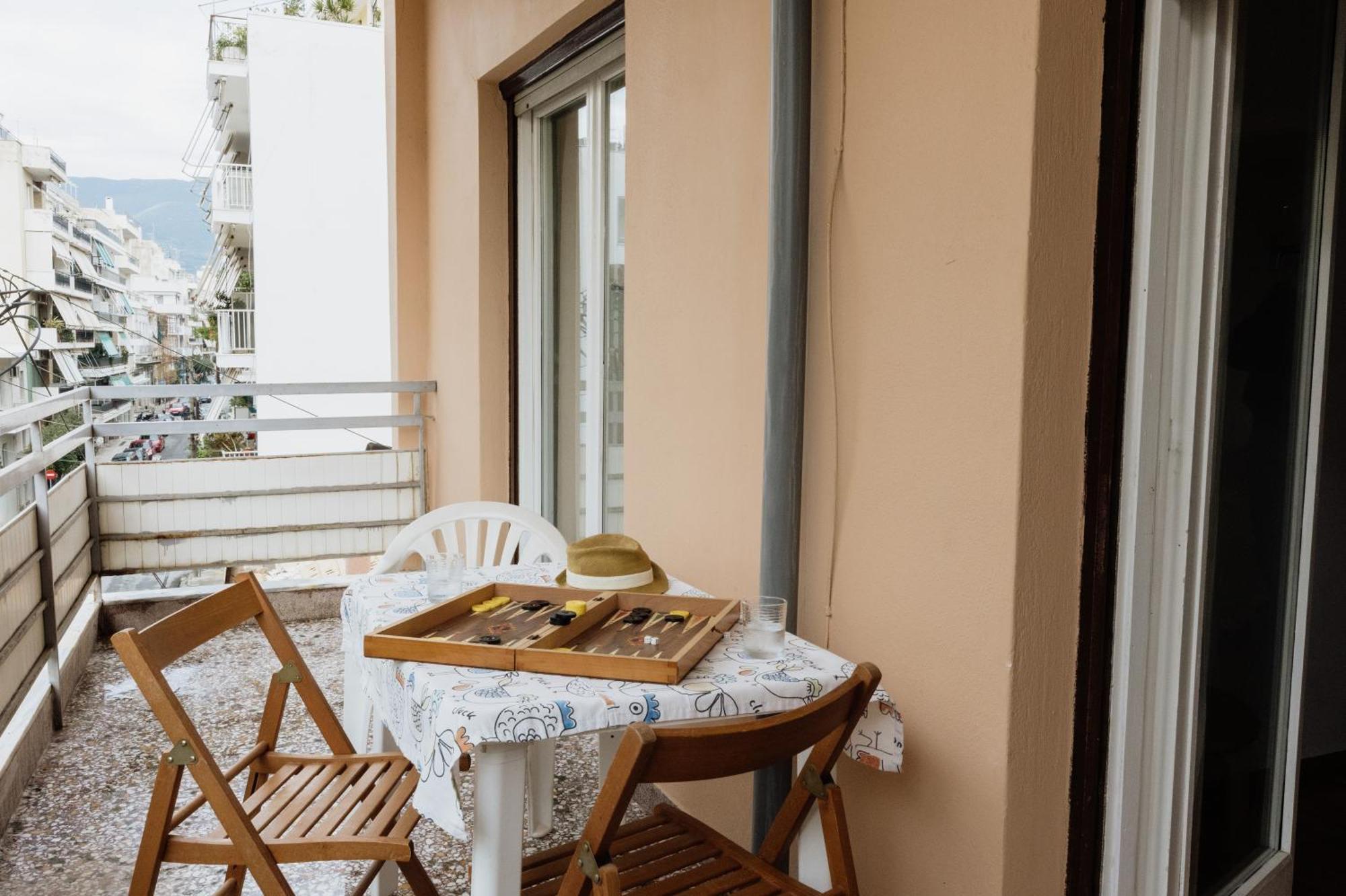Apartment Spacious Centre Apartment- *